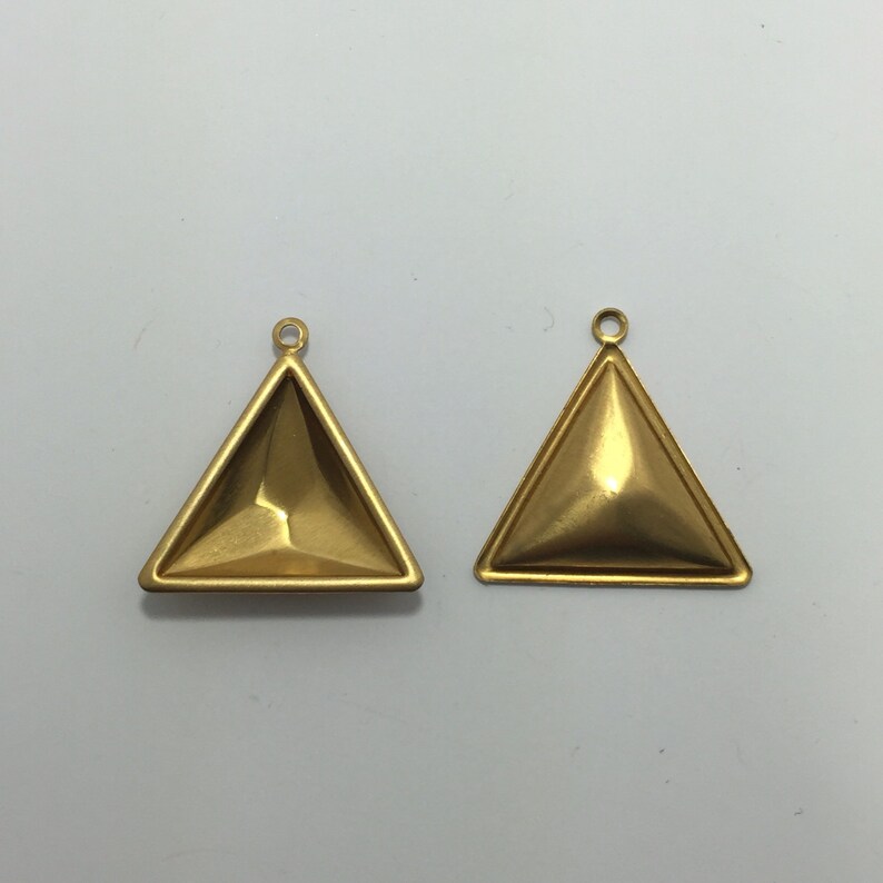 4pc 18mm Triangle Stone Settings Upright - High Quality Brass - Crystal ...