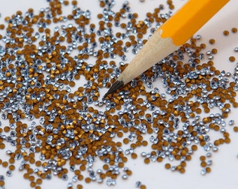 PP9 Light Sapphire Blau Swarovski Strass Chatons - Artikel 1012 Erstklassige Maschinenschliff Kristalle - 36 Stück - SUPER winzig