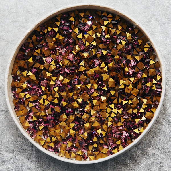 Amethyst Purple Square rhinestones - Swarovski Article 4400 - 1st Quality machine cut crystal in 3mm - 18pc