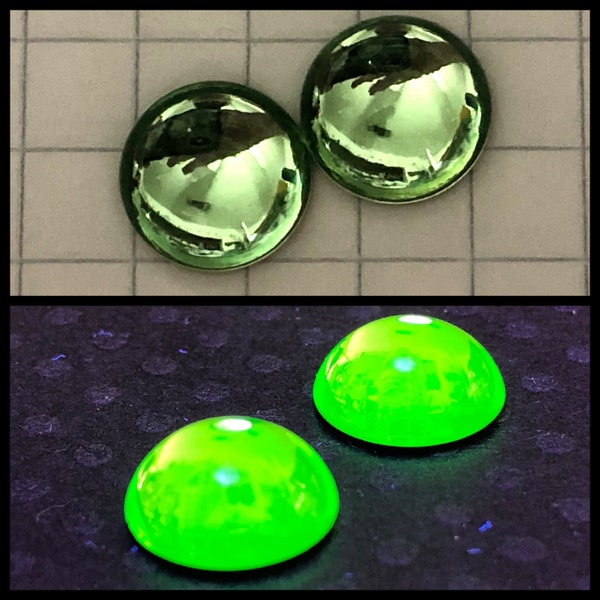 2 RARE 11mm smooth domed flatback uranium glass cabochons - Glow in black light UV Peridot flat back cab green Vaseline