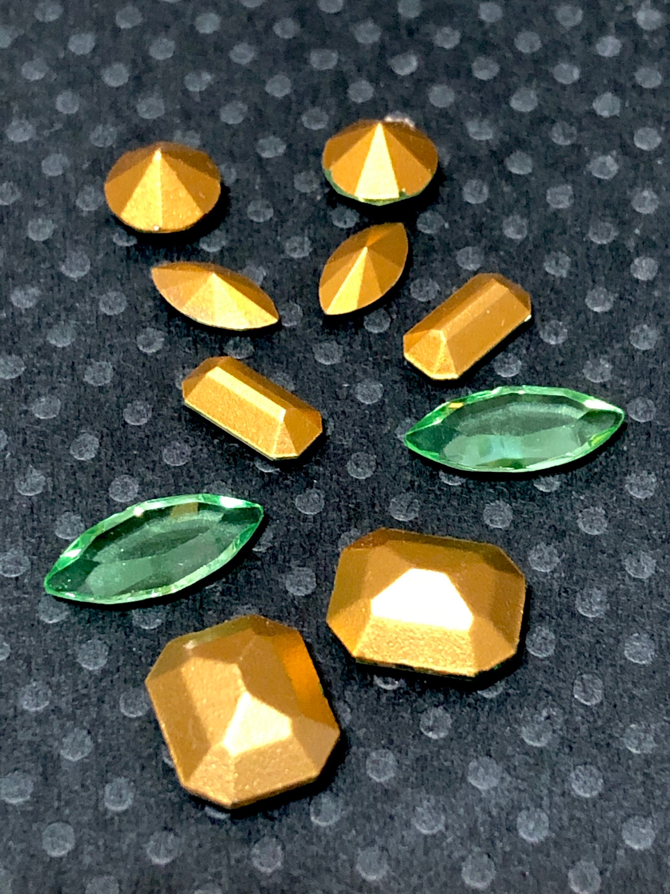 Green Emerald Cut Uranium Glass And Rhinestone Neckla