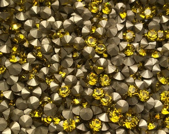 PP31 Lime Swarovski Rhinestones Chatons Round Art 1028 Xilion 1st Quality Machine Cut Crystal 30pc olive green yellow epoxy clay SS16 4mm