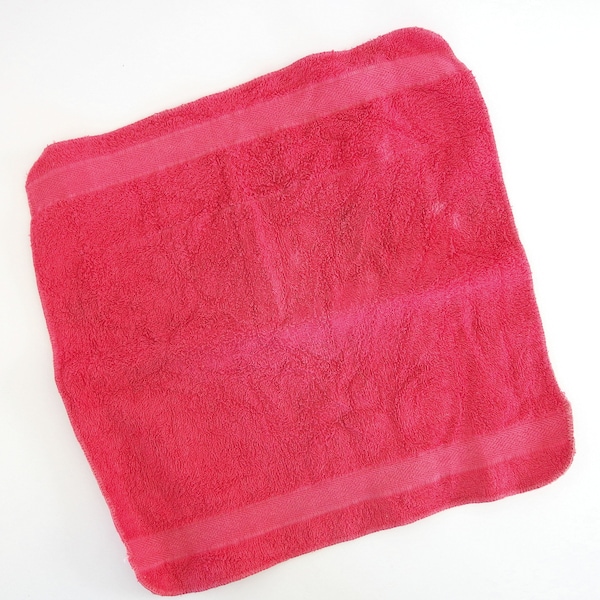 Vintage 1970's Red Washcloth, 12.5 x 13"