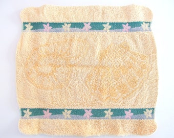 Vintage Tropical Seashell Washcloth by Jubilee, 11 x 12"