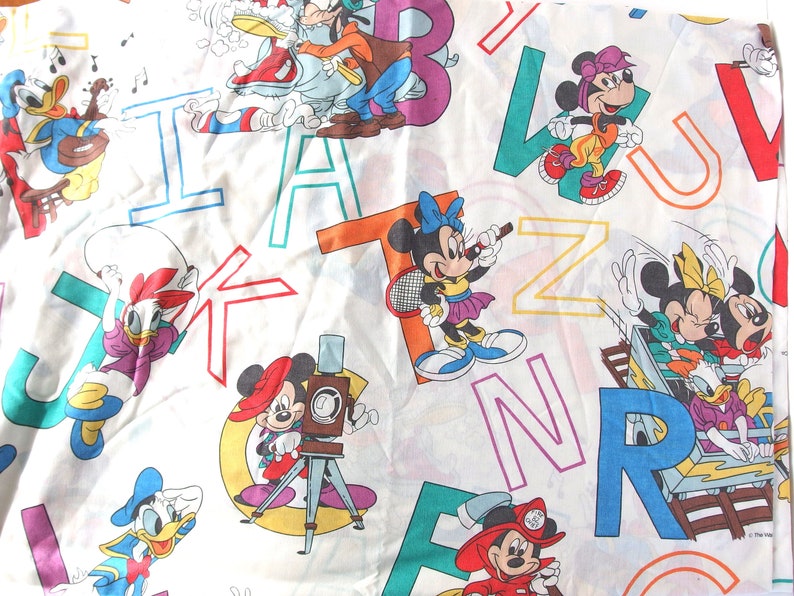 Mickey Mouse Twin Flat Sheet and 2 Pillowcases