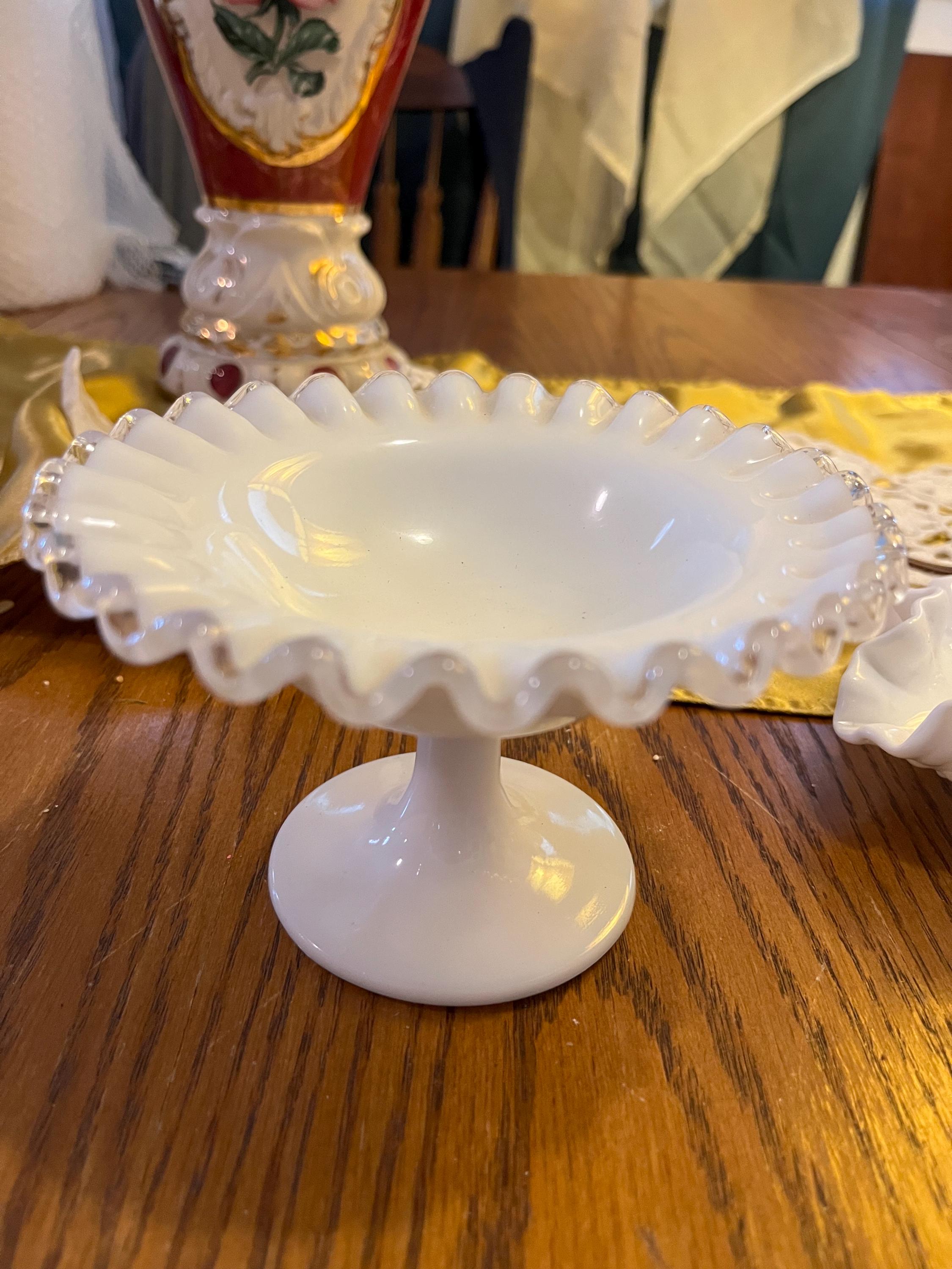 希少 fenton エメラルド クレスト アメリカ ビンテージ ミルクグラス
