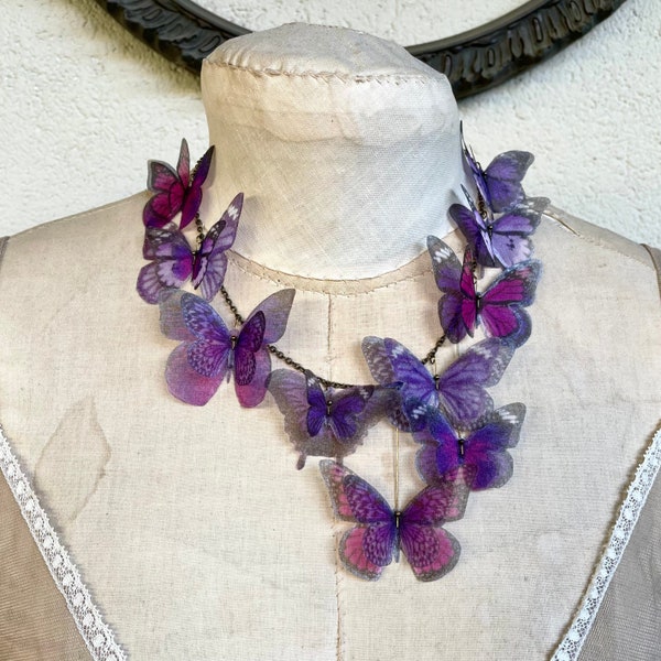 Collier papillon, organza de soie mauve lilas lavande et rose fucsia, collier tendance, papillon en organza