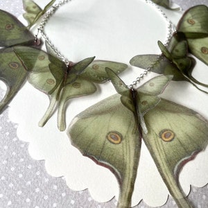 Luna Moth Necklace, Wings Necklace, Butterfly Necklace, Sage Green Silk Organza, Actias Luna Necklace, Silk Butterfly, Statement Necklace Silver Chain