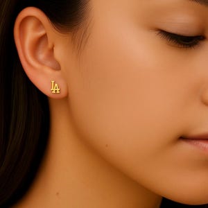 Pendientes de equipo deportivo personalizados - Opciones de plata de ley y chapado en oro - Regalo de joyería personalizado para fanáticos