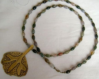 Colgante árbol-raiz