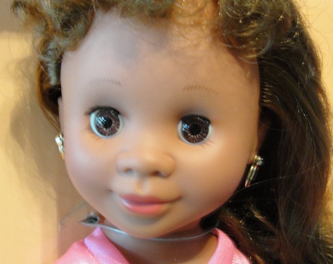 1992 Tyco Toys Kenya the Beautiful Hairstyling Doll Plus Lots of