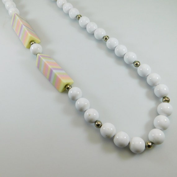 Vintage Plastic Necklace, Vintage Pastel Jewelry,… - image 5