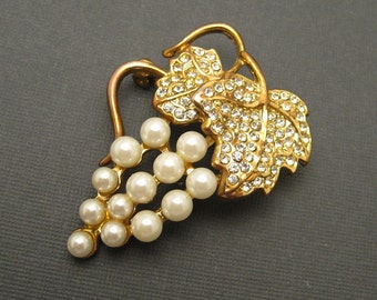 Vintage Rhinestone Brooch, Pearl Grape Brooch, Vintage Jewelry