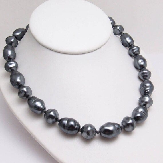 Chunky Gray Pearl Necklace Vintage Eighties Jewelr