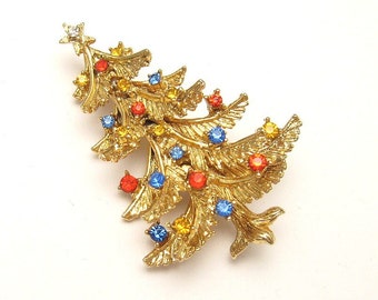 Vintage Rhinestone Christmas Tree Brooch Art Holiday Jewelry