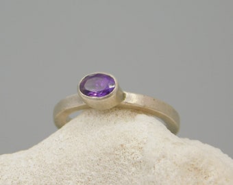 Vintage Sterling Amethyst Ring, Sterling Stacking Ring, Simple Sterling Ring, Vintage Sterling Jewelry