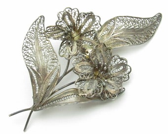 Sterling Filigree Flower Brooch Signed Toni Vintage Jewelry