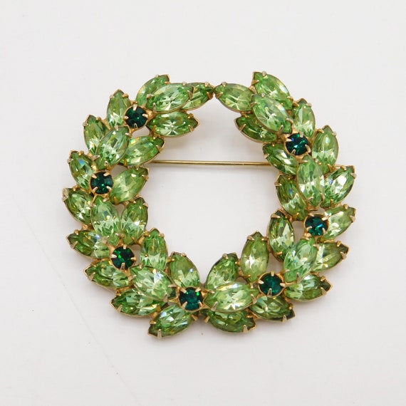 Big Rhinestone Wreath Brooch, Vintage Rhinestone B