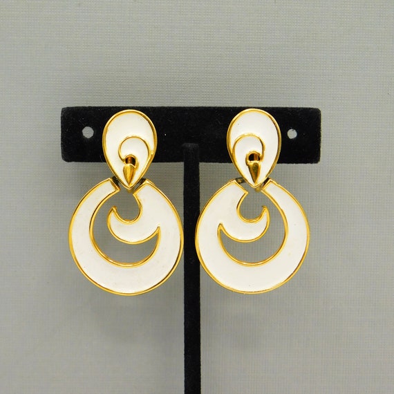 Long Trifari Earrings, White Enamel Earrings, Uni… - image 6