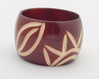 Wide Carved Bangle, Wide Vintage Bracelet, Red Brown Bangle Bracelet, Vintage Jewelry