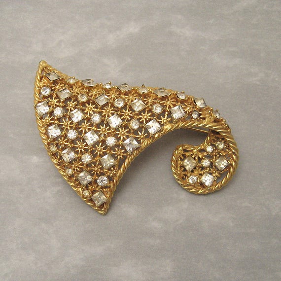 Large Rhinestone Brooch Hattie Carnegie Vintage J… - image 1