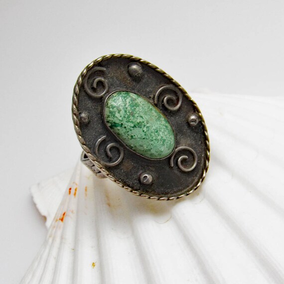 Big Sterling Turquoise Ring: Native American Boho… - image 4