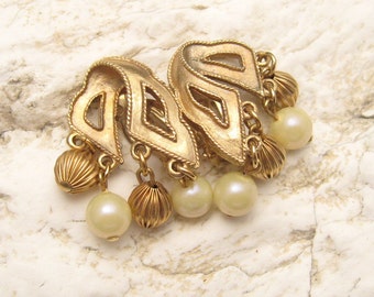 Vintage Pearl Earrings Fluted Beads Dangly Jewelry