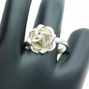 Sterling Silver: Blooming Flower Ring, Size 12.5