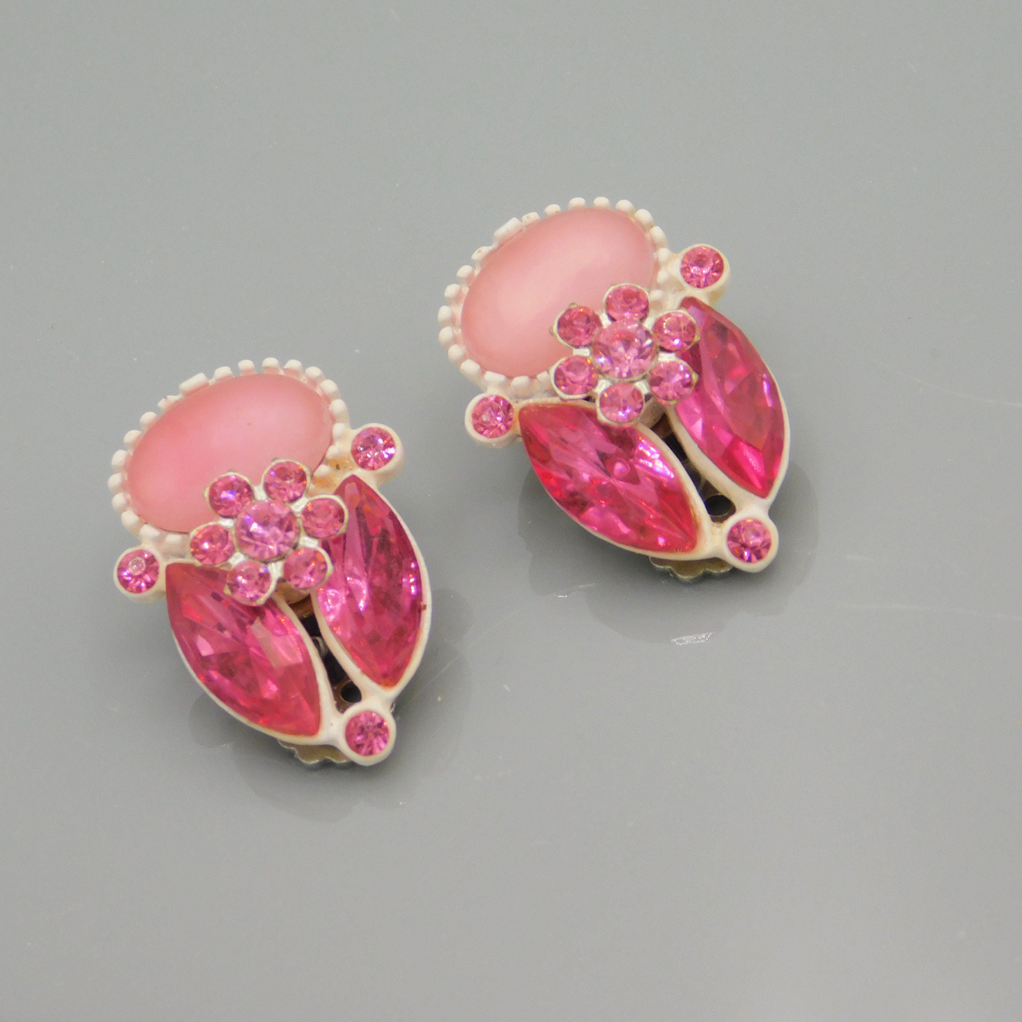 【threetimes】Pink coin earrings threetimes】Pink coin earrings