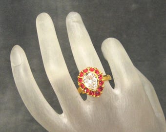 Vintage Ring Monet Red Rhinestone