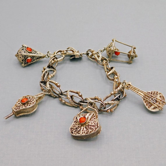 Etruscan Revival Mid-Century Bracelet, Coral and … - image 2