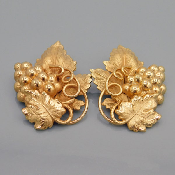 Napier Danish Grape Leaf Earrings, Clip on Grape Earrings, Mid-Century Jewelry, Eugene Bertolli Napier Jewelry