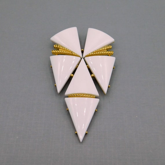 Big White Star Brooch, Shield Brooch, Trifari Broo