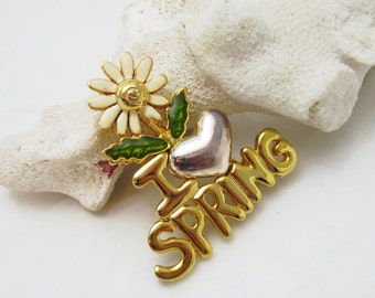Vintage Daisy Brooch: Gold Tone 'I Heart Spring' Jewelry