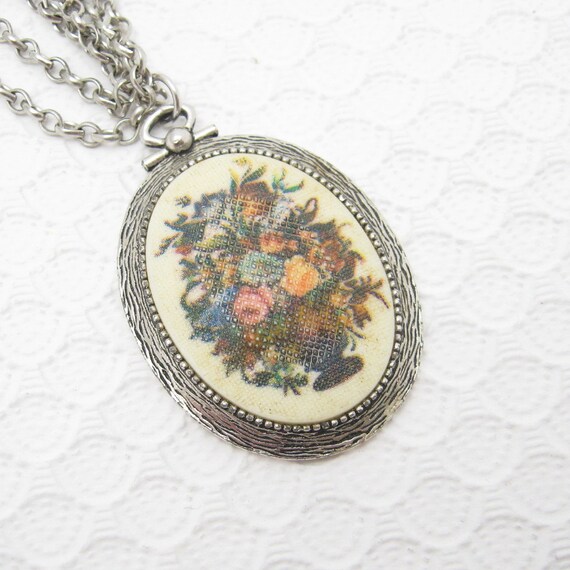 Flower Pendant Necklace. Vintage Coventry Jewelry… - image 2