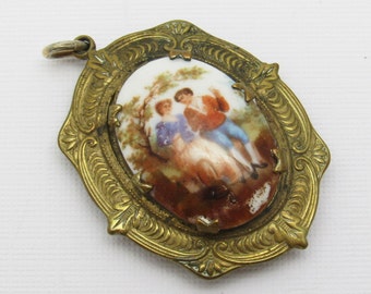 Vintage Portrait Locket, Courting Couple Brass Locket, Romantic Locket, Forties Jewelry