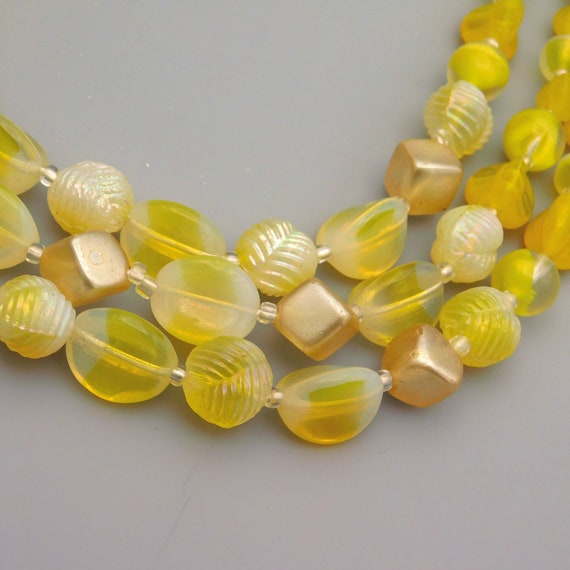 Yellow Glass Bead Necklace, Mid-Century Multistra… - image 6