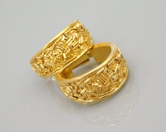 Pendientes vintage con clip de aro de confeti Trifari