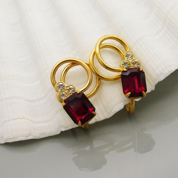 Vintage Red Rhinestone Earrings, Screw Back Rhine… - image 1