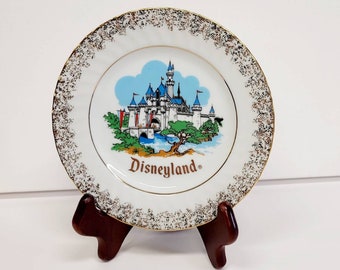 Souvenir Disneyland Plate 22B