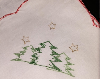 Pair of Beautiful Holiday Dinner Napkins, Christmas (JM)