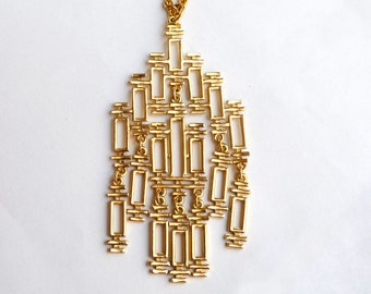 Modernist Fringed Link Pendant and Chain