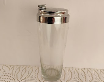 How To Succeed July 1967 Cocktail Shaker TWSBW-52