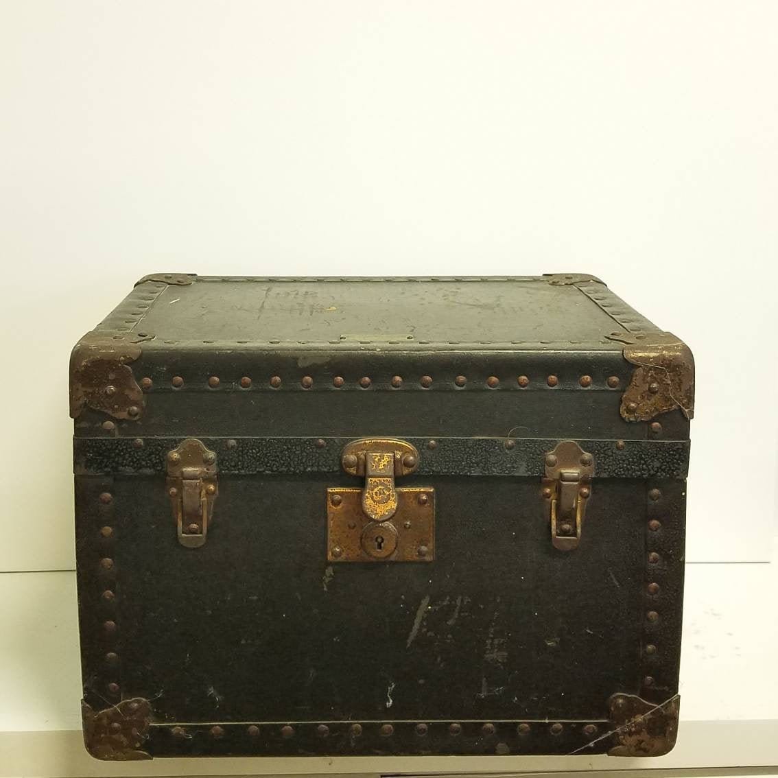 Vintage cheap trunk purse