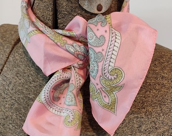 Garfinckel and Co. Pink Paisley Scarf