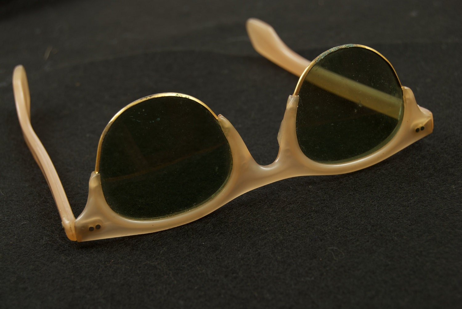 old fashion sunglasses