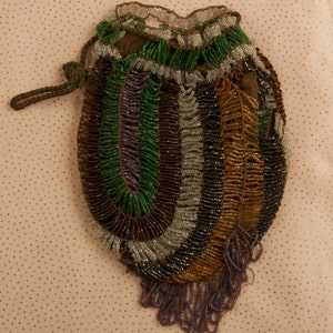 SALE WAS 40 Victorian Multi Colored Beaded Pouch lkh