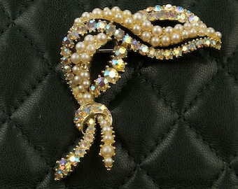 SALE WAS 65 Vintage Kramer Brooch
