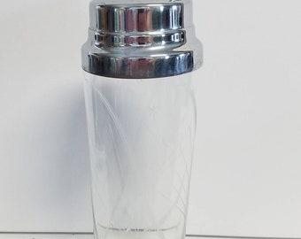 Etched 50's Cocktail Shaker