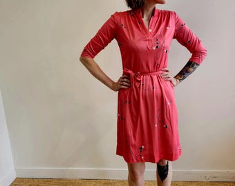 Marti PetiteePetitePetite Seventies Salmon Graphic Print Shirtwaist Dress Modern size 6-8